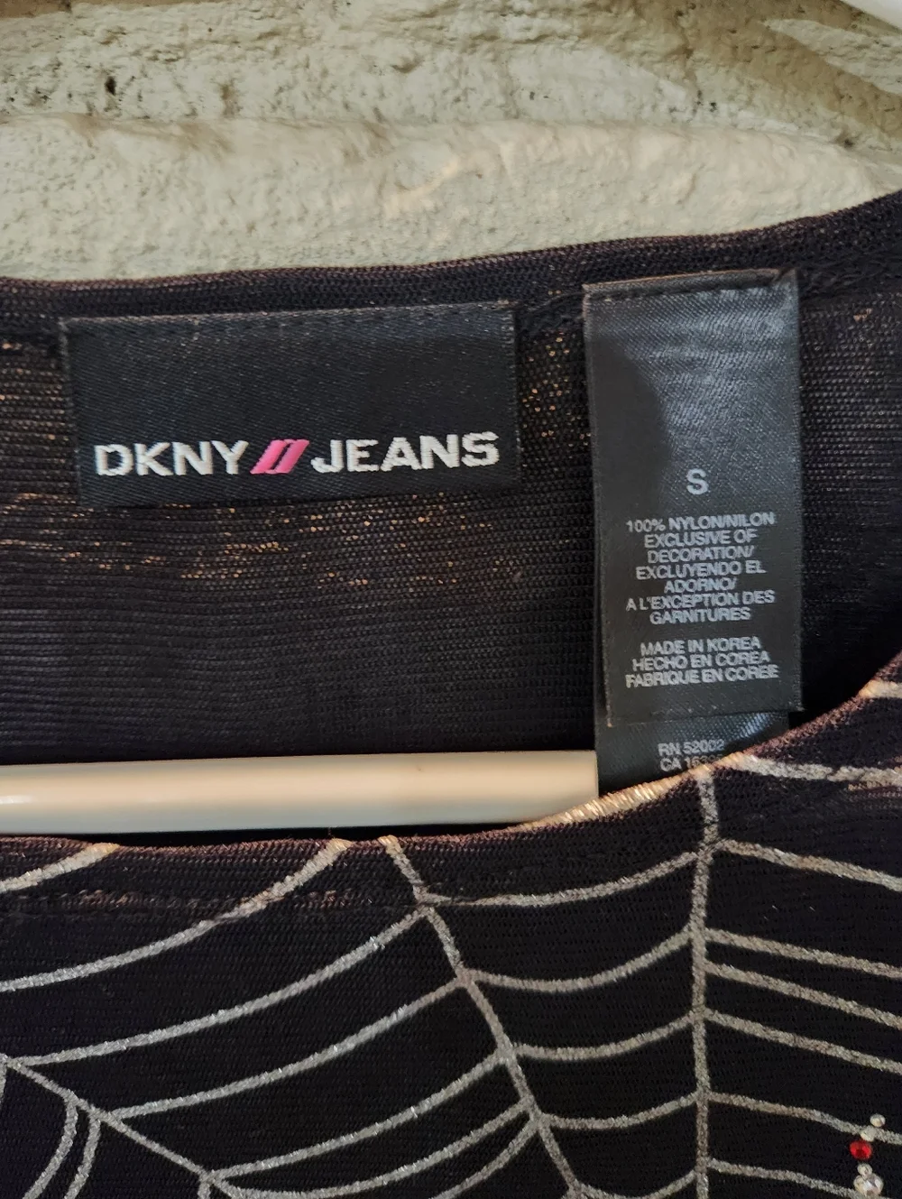 00's DKNY Mesh Spiderweb Top - Picture 2 of 4